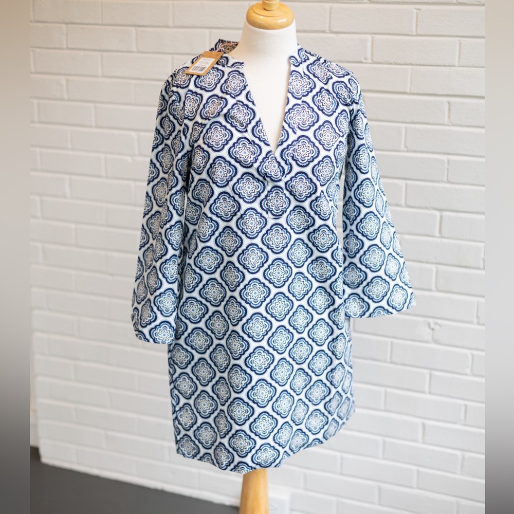 NWT Navy/Blue Boden Notch Neck Mini Shift Dress Size: US 4